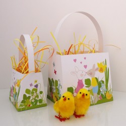 Contenants façon panier en papier en 2 tailles pour les surprises de Pâques avec motifs floraux colorés et des lapins amoureux.