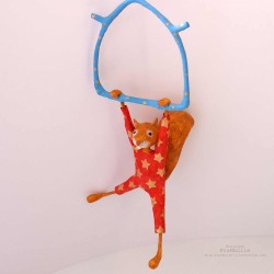 Mobile écureuil acrobate "Nestor"