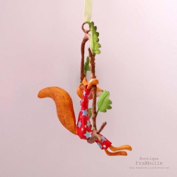 copy of Mobile écureuil en papier mâché