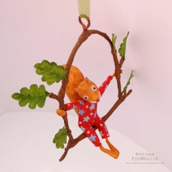 copy of Mobile écureuil en papier mâché