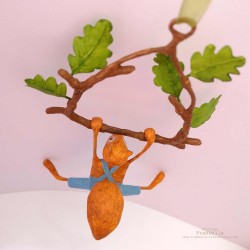 Mobile écureuil en papier mâché "Hector"