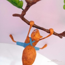 Mobile écureuil en papier mâché "Hector"